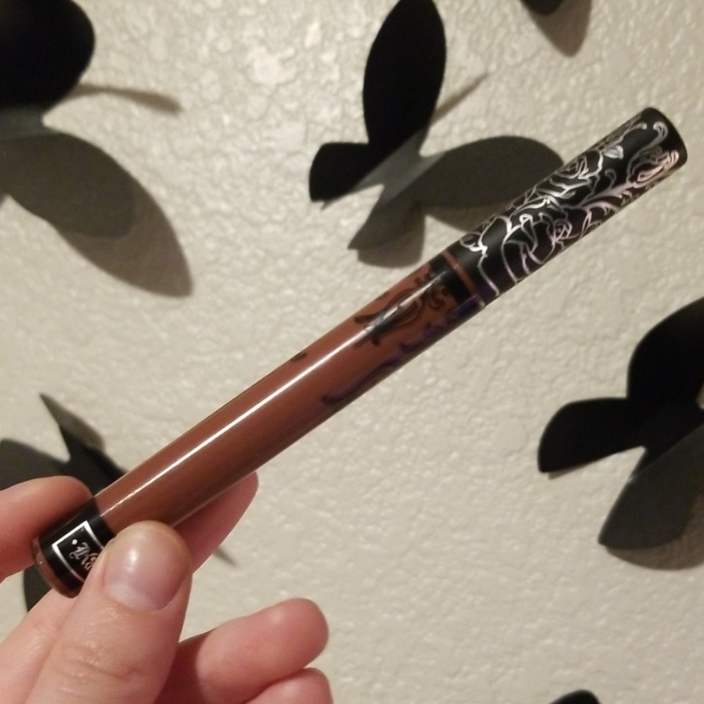 Kat Von D. Hawkwind Everlasting Liquid Lipstick